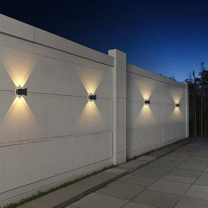 Solar wall light