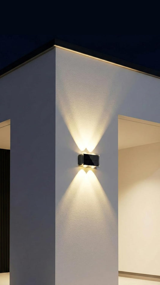 Solar wall light